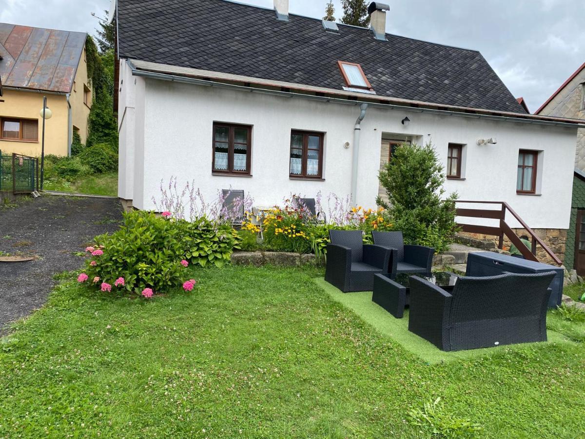 rekreační dům Pohoda Jiřetín pod Jedlovou Exterior foto